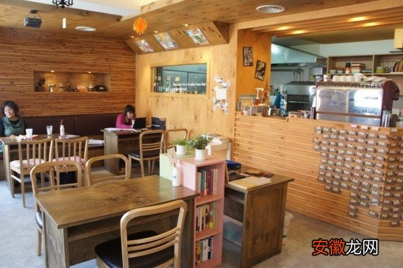韩国的咖啡店—[私人时间]在韩国, 私人时间不太有名,但是一去喝咖啡,就决不会后悔!!