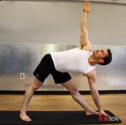 10个力量训练者的瑜伽基本姿势——每一个力量爱好者必学动作！