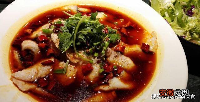 水煮鱼在中国非常流行，只有这两个部分所含的腥味比较好