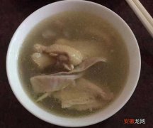胡椒搭配猪肚做汤，古人常用这种食疗方法缓解因寒冷引起的胃病