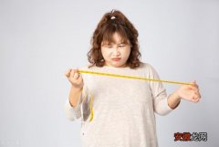 为什么有些女生容易发胖？这5个因素是“元凶”，早知道早避免