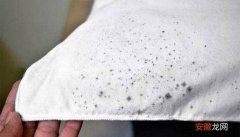毛巾长霉斑原因和去掉霉点的方法 毛巾发霉有黑点怎么洗干净