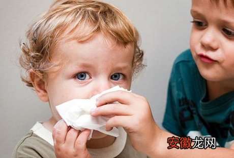 秋季孩子容易犯鼻炎 四个方法护理宝宝鼻子