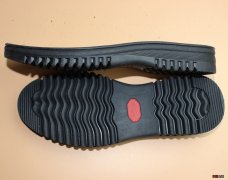 鞋底长期防滑的解决办法 鞋底滑怎么处理可以长期防滑