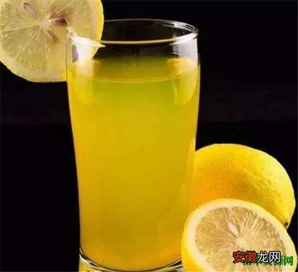 【柠檬】孕妇能喝柠檬水吗 柠檬水的功效与禁忌