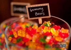 keep calm and eat gummy bears