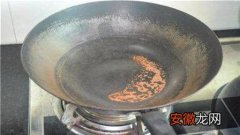长期用生锈铁锅的危害和除锈妙招 锅生锈了对身体有害吗