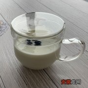 微波炉加热牛奶的容器选择 微波炉热牛奶用什么杯子