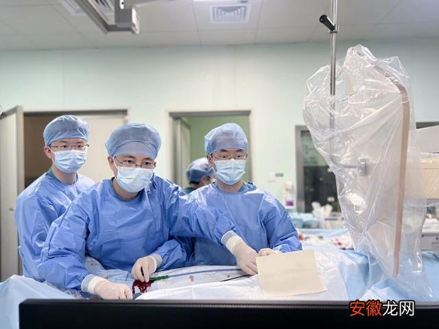 全国首例！武汉同济医院心内科成功开展零射线下“一站式”介入治疗