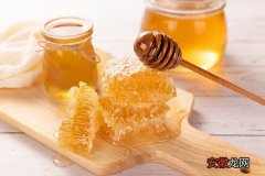 纯蜂蜜何时喝最好？