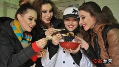 外国人为什么喜欢吃中国菜？看完你就明白了
