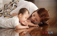 亲子运动 三种母婴用品互动交流锻练法