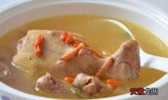 鸽子汤的作用与功效 女性喝鸽子汤的益处